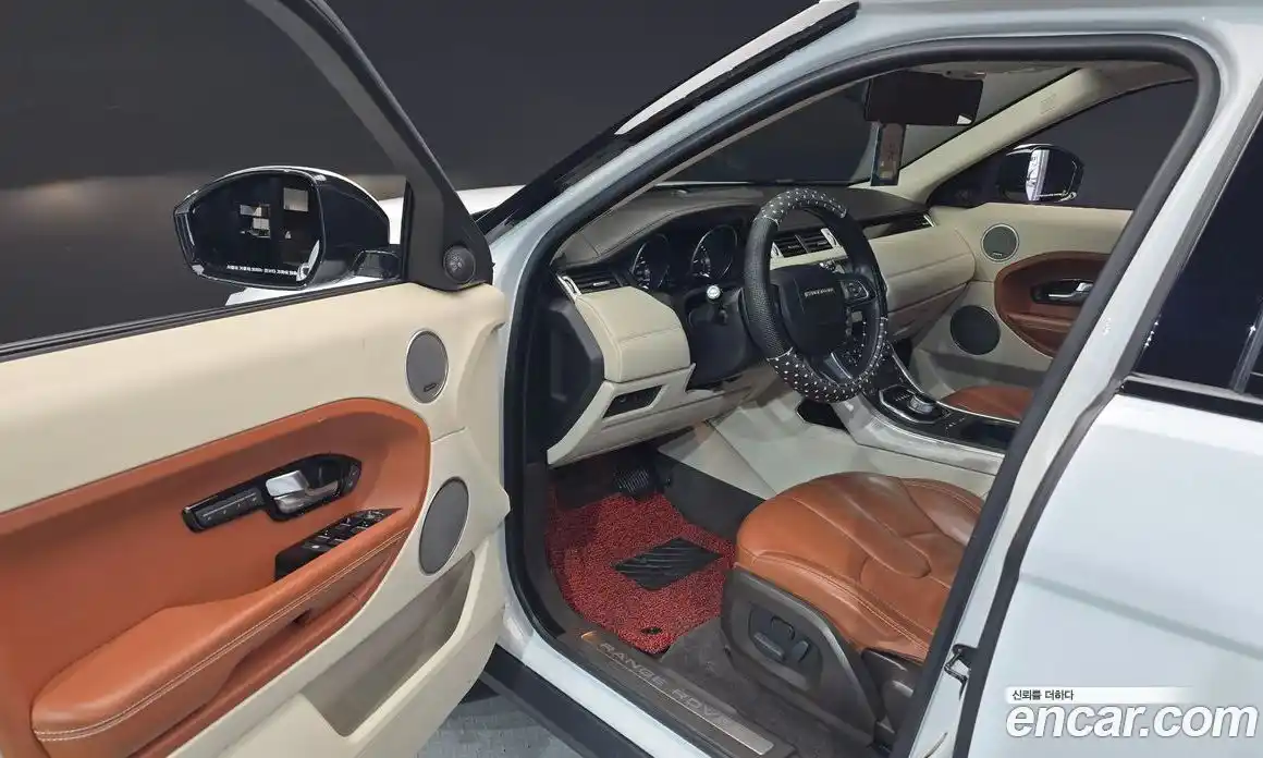 Land Rover Range-Rover Evoque 2015 2.2 Автомат в Москве № 166574, фото 11