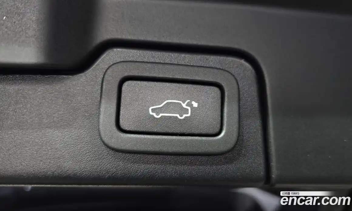 Land Rover Range-Rover Evoque 2015 2.2 Автомат в Москве № 166574, фото 8