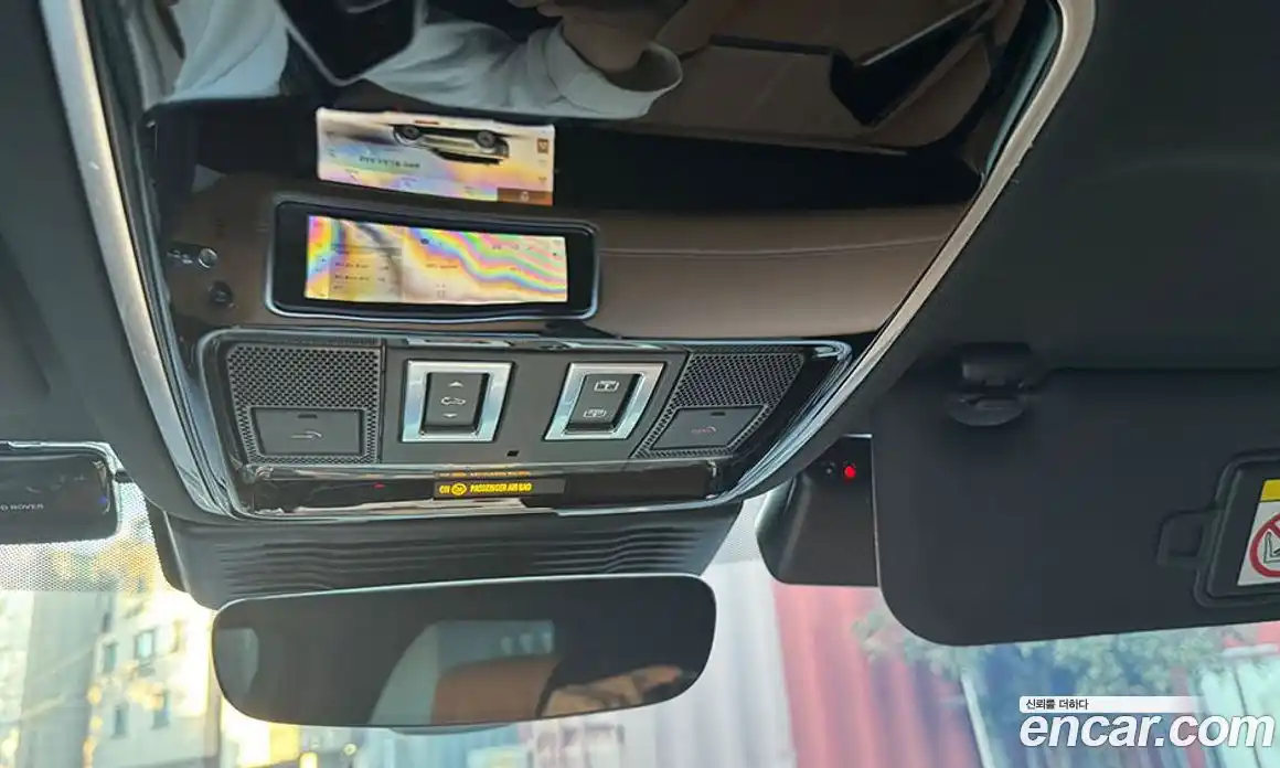 Land Rover Range-Rover Velar 2023 3.0 Автомат в Москве № 166729, фото 11