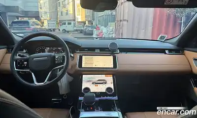 Land Rover Range-Rover Velar 2023 3.0 Автомат в Москве № 166729, миниатюра 5