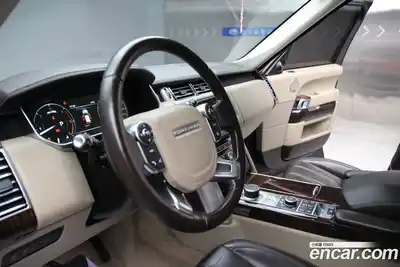 Land Rover Range-Rover 2016 4.4 Автомат в Москве № 166874, миниатюра 10