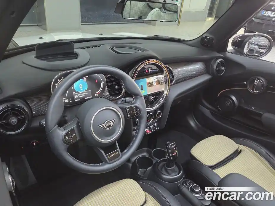 Mini Cooper Convertible 2024 2.0 Автомат в Москве № 167415, фото 12