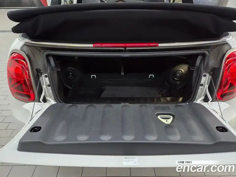 Mini Cooper Convertible 2024 2.0 Автомат в Москве № 167415, фото 14