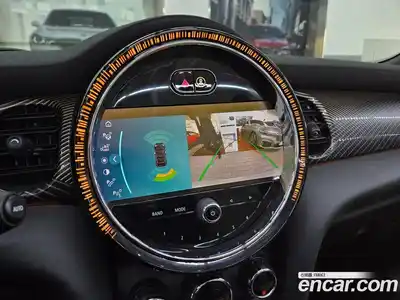 Mini Cooper Convertible 2024 2.0 Автомат в Москве № 167415, миниатюра 7