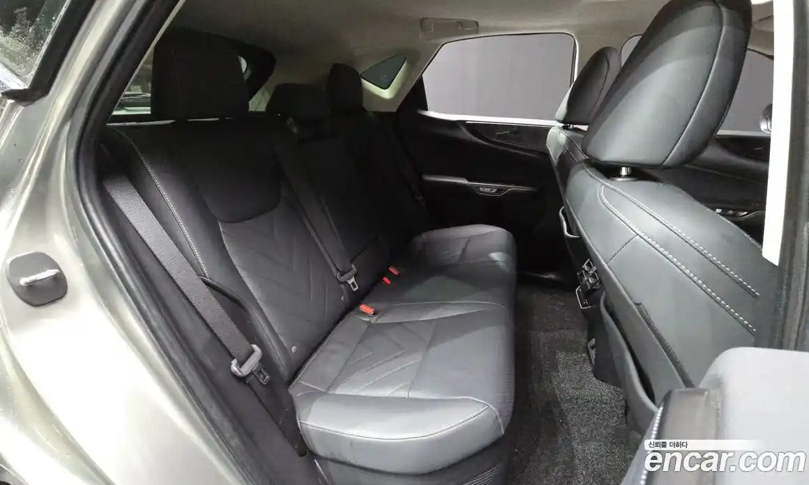 Lexus NX 2023 2.5 Автомат в Москве № 168152, фото 12