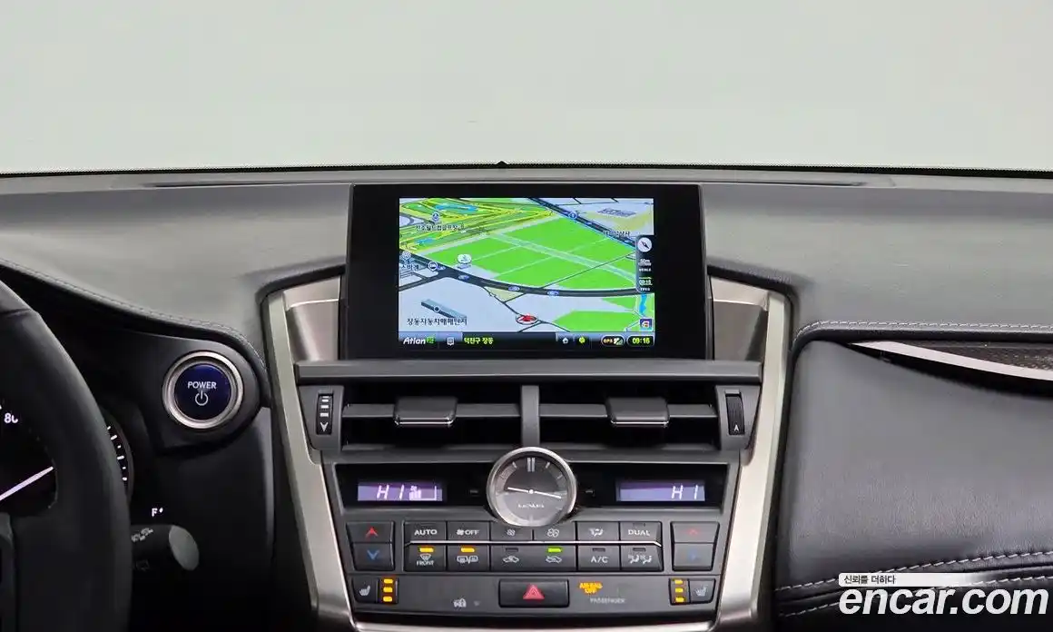 Lexus NX 2017 2.5 Автомат в Москве № 168179, фото 16