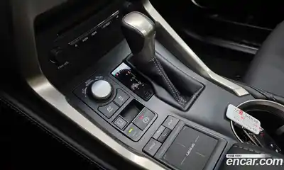 Lexus NX 2017 2.5 Автомат в Москве № 168179, миниатюра 9