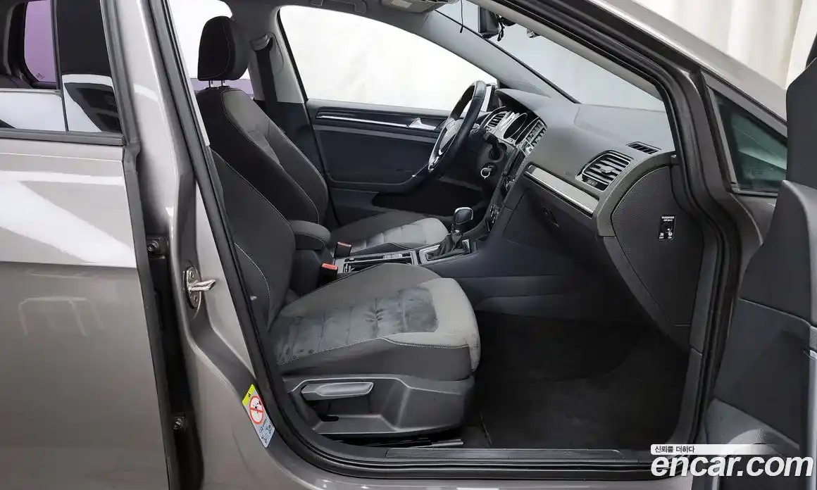 Volkswagen Golf 2013 2.0 Автомат в Москве № 169081, фото 3