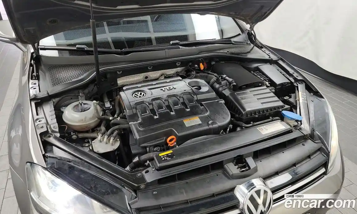 Volkswagen Golf 2013 2.0 Автомат в Москве № 169081, фото 5