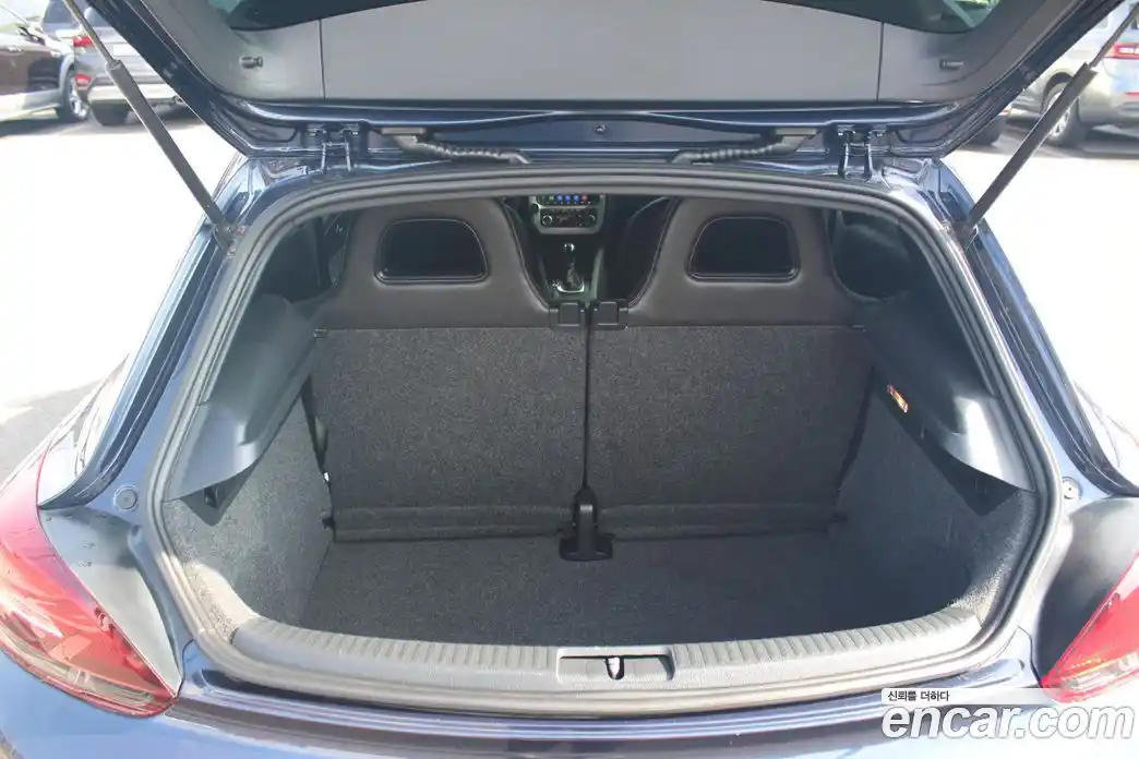 Volkswagen Scirocco 2012 2.0 Автомат в Москве № 169278, фото 10