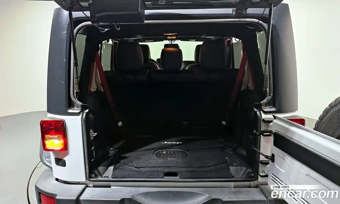 Jeep Wrangler 2017 3.6 Автомат в Москве № 169675, фото 20