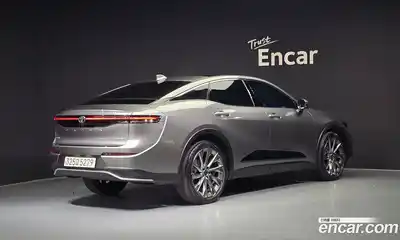 Toyota Crown 2023 2.5 Автомат в Москве № 170230, миниатюра 2