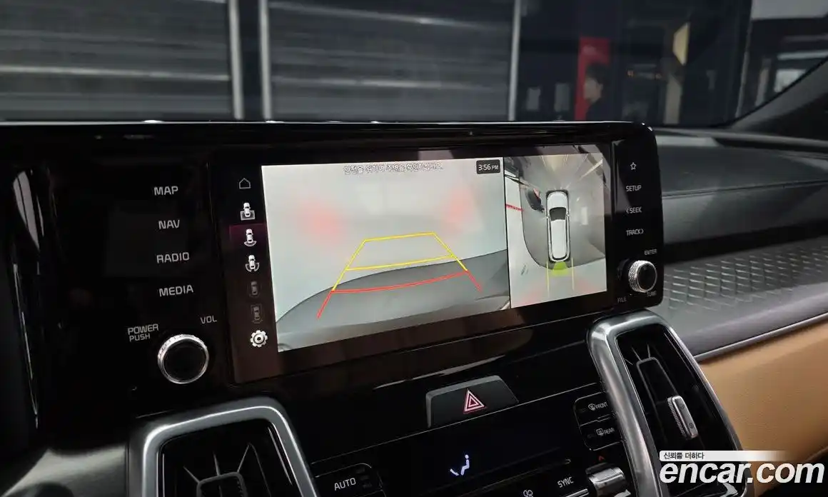 Kia Sorento 2023 1.6 Автомат в Москве № 17660, фото 15