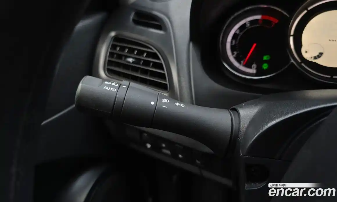 Renault SM3 2017 1.6 Автомат в Москве № 179036, фото 16