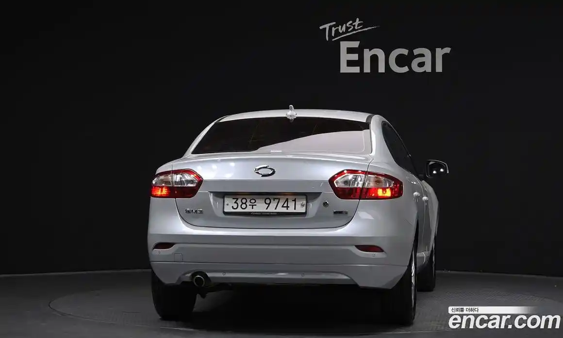 Renault SM3 2017 1.6 Автомат в Москве № 179036, фото 18