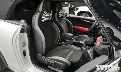 Mini Cooper Convertible 2021 2.0 Автомат в Москве № 180403, миниатюра 11