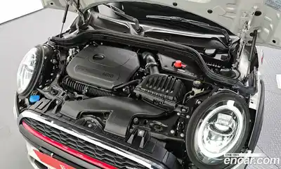 Mini Cooper Convertible 2021 2.0 Автомат в Москве № 180403, миниатюра 3