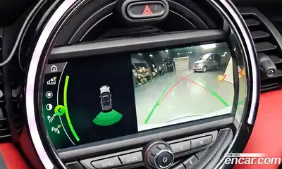 Mini Cooper Convertible 2021 2.0 Автомат в Москве № 180403, миниатюра 7