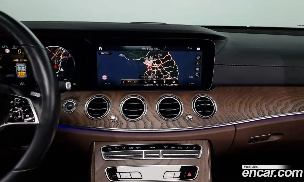 Mercedes-Benz E-Class 2021 2.0 Автомат в Москве № 182076, фото 14