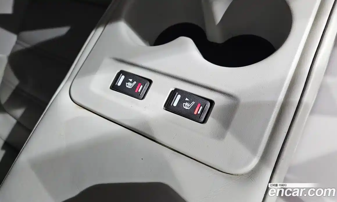 Renault SM6 2019 1.6 Автомат в Москве № 183866, фото 13