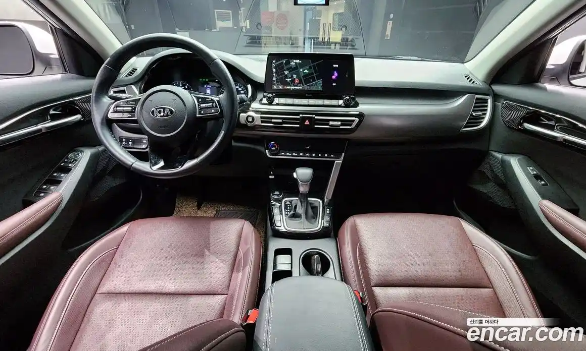 Kia Seltos 2022 1.6 Автомат в Москве № 1859, фото 6