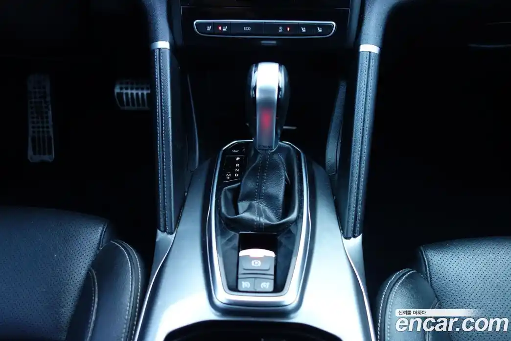 Renault QM6 2019 2.0 Автомат в Москве № 186628, фото 13