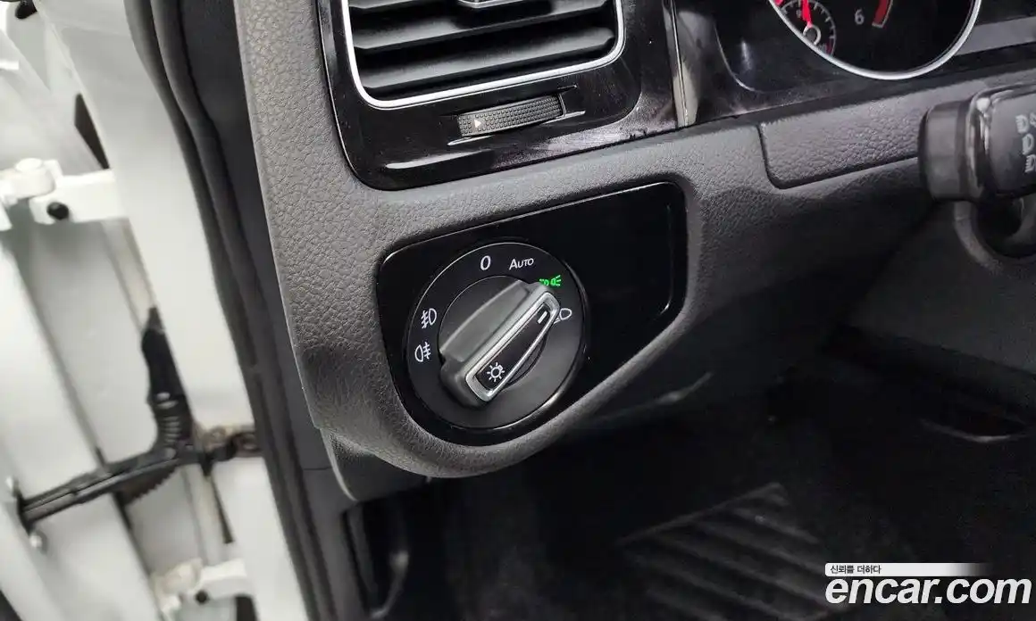 Volkswagen Golf 2015 2.0 Автомат в Москве № 187240, фото 12