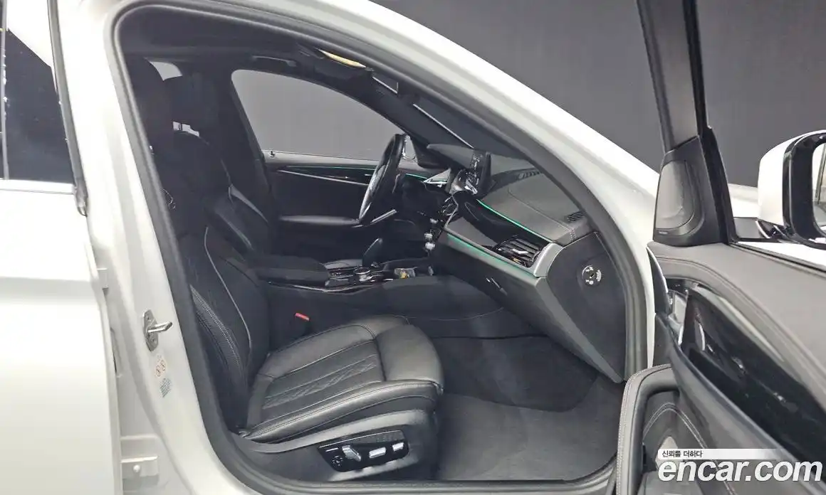 BMW 5-Series 2023 2.0 Автомат в Москве № 188202, фото 4