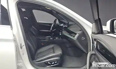 BMW 5-Series 2023 2.0 Автомат в Москве № 188202, миниатюра 4