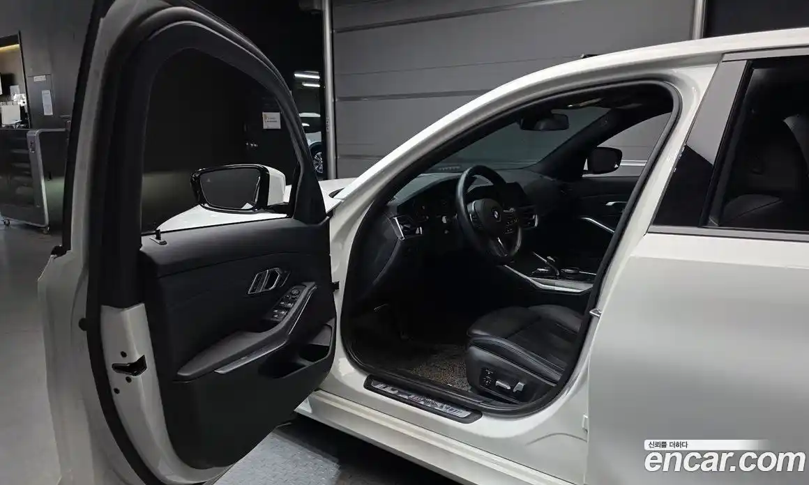 BMW 3-Series 2021 2.0 Автомат в Москве № 191499, фото 9