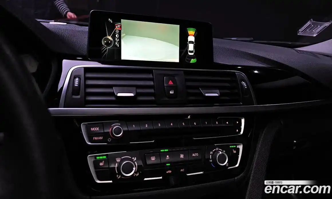 BMW 3-Series 2016 2.0 Автомат в Москве № 193246, фото 15