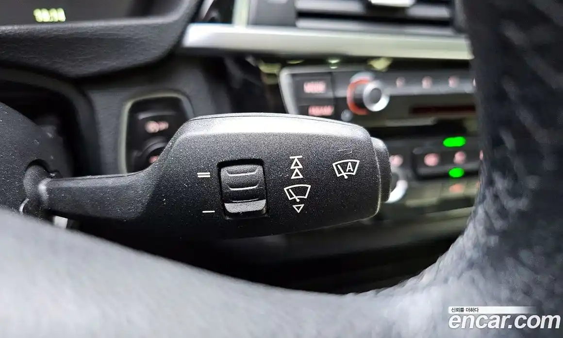 BMW 3-Series 2016 2.0 Автомат в Москве № 193246, фото 17