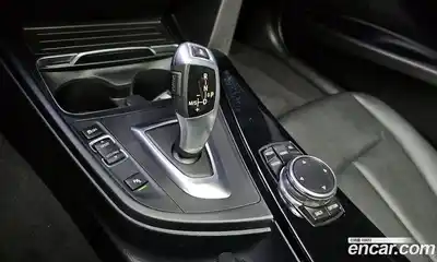 BMW 3-Series 2016 2.0 Автомат в Москве № 193246, миниатюра 9