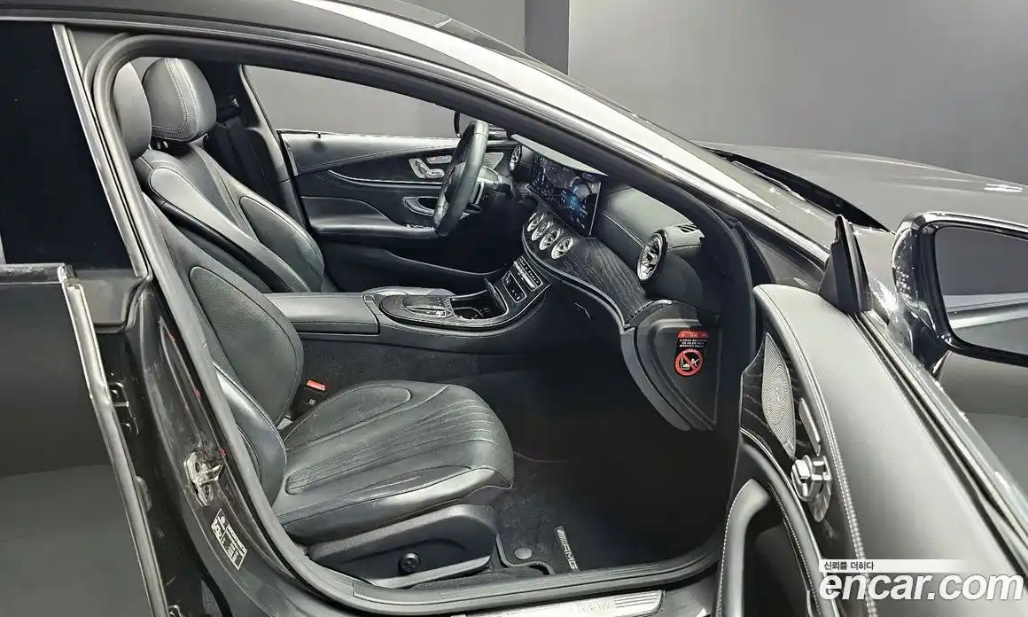 Mercedes-Benz CLS-Class 2023 2.0 Автомат в Москве № 194101, фото 3