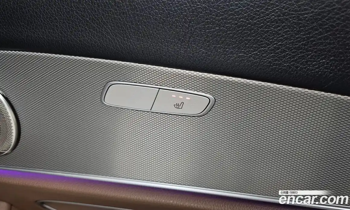 Mercedes-Benz E-Class 2019 2.0 Автомат в Москве № 194357, фото 3