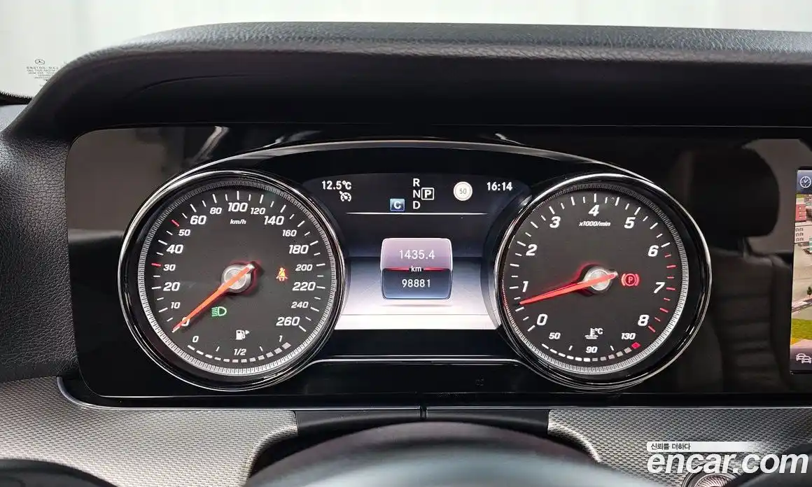 Mercedes-Benz E-Class 2019 2.0 Автомат в Москве № 194357, фото 4