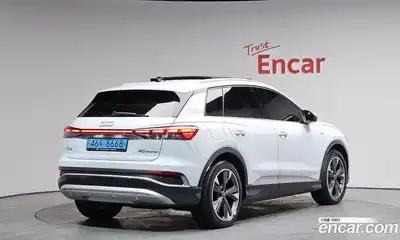 Audi Q4 e-tron 2023 0.2 Автомат в Москве № 196101, миниатюра 3