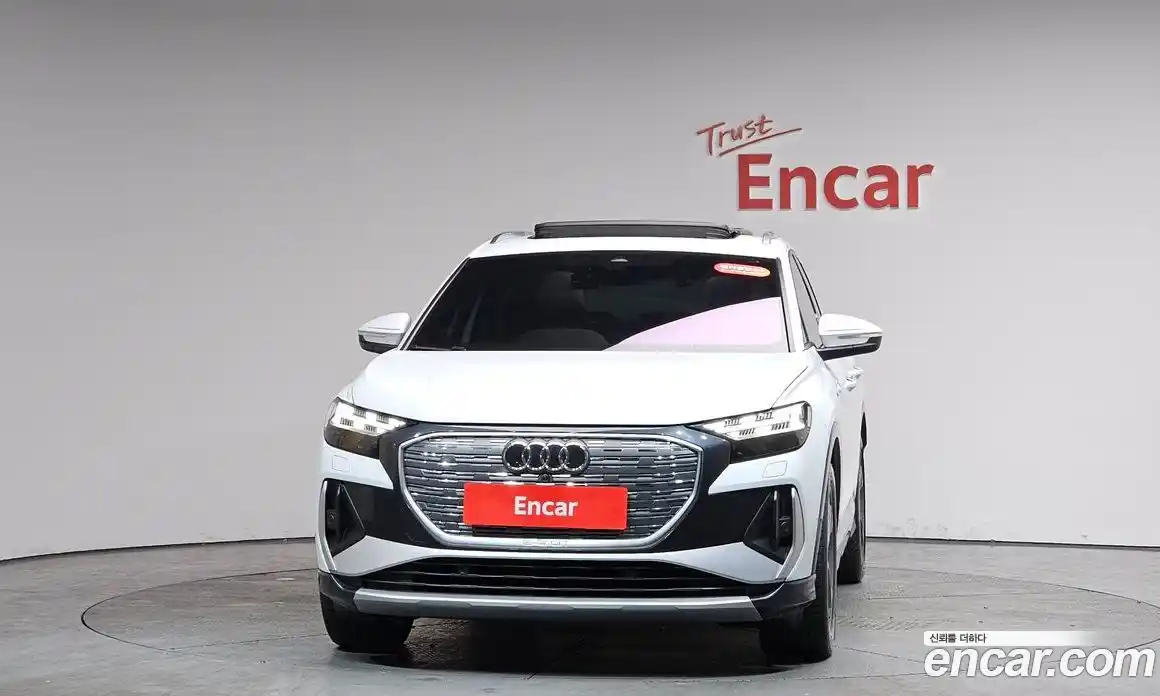 Audi Q4 e-tron 2023 0.2 Автомат в Москве № 196101, фото 5