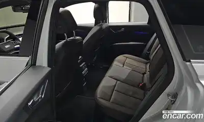 Audi Q4 e-tron 2023 0.2 Автомат в Москве № 196101, миниатюра 6