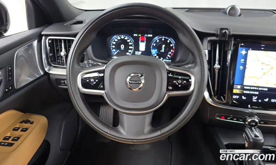 Volvo V60 2020 2.0 Автомат в Москве № 197027, фото 11