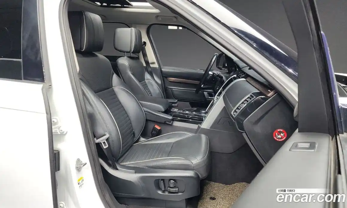 Land Rover Discovery 2017 3.0 Автомат в Москве № 198166, фото 15