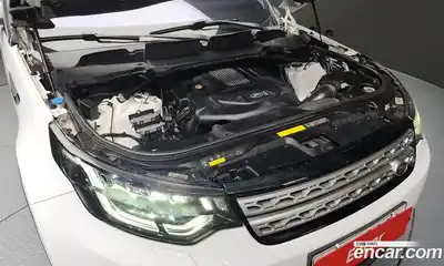 Land Rover Discovery 2017 3.0 Автомат в Москве № 198166, миниатюра 2