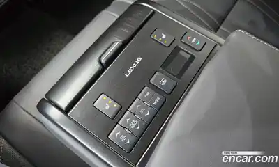 Lexus ES 2023 2.5 Автомат в Москве № 198866, миниатюра 11