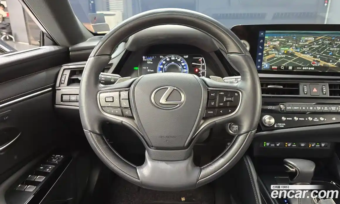 Lexus ES 2023 2.5 Автомат в Москве № 198866, фото 7