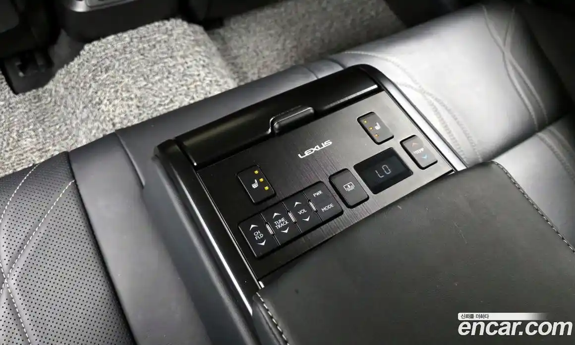 Lexus ES 2022 2.5 Автомат в Москве № 198873, фото 15