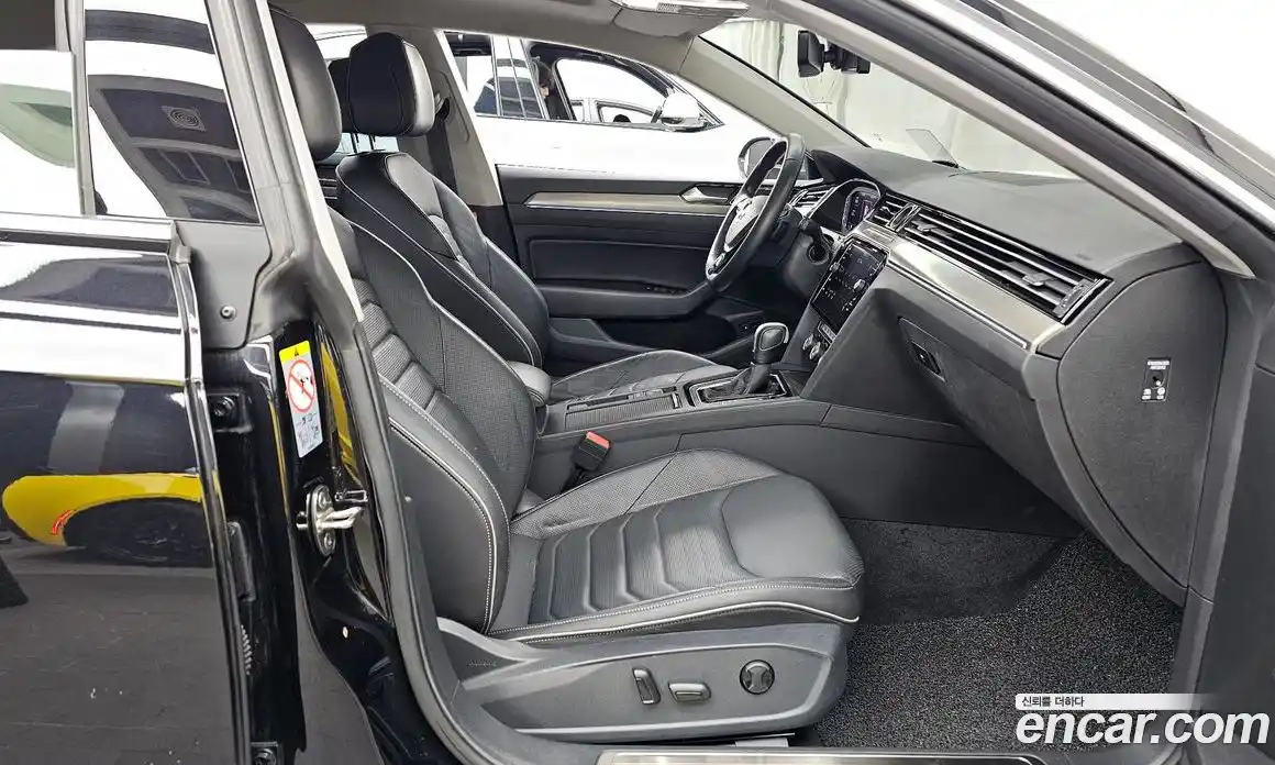 Volkswagen Arteon 2020 2.0 Автомат в Москве № 198974, фото 13