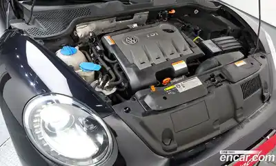 Volkswagen Beatle 2013 2.0 Автомат в Москве № 199189, миниатюра 6