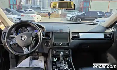 Volkswagen Touareg 2016 3.0 Автомат в Москве № 199345, миниатюра 12