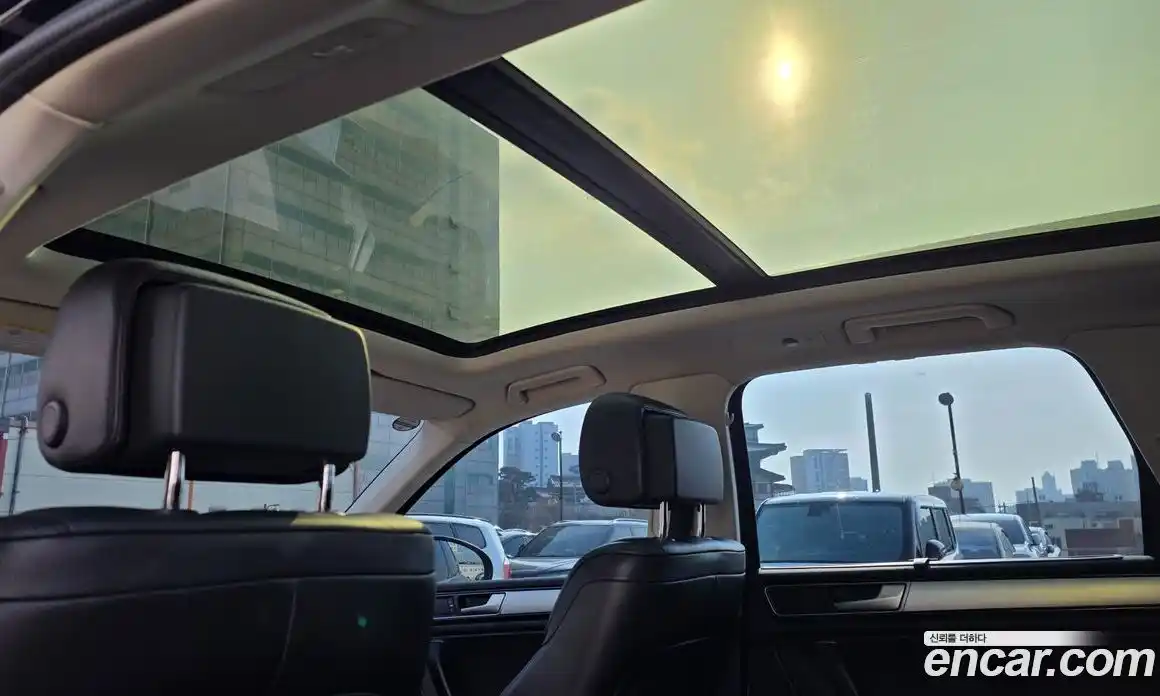 Volkswagen Touareg 2016 3.0 Автомат в Москве № 199345, фото 13