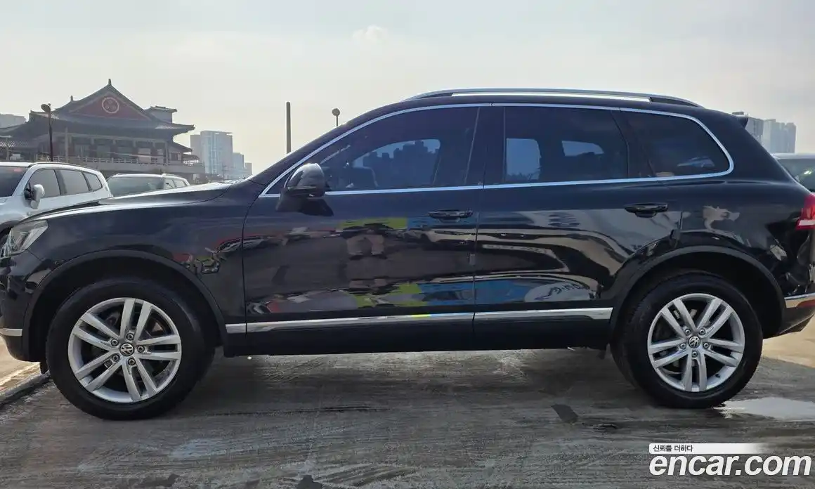 Volkswagen Touareg 2016 3.0 Автомат в Москве № 199345, фото 3